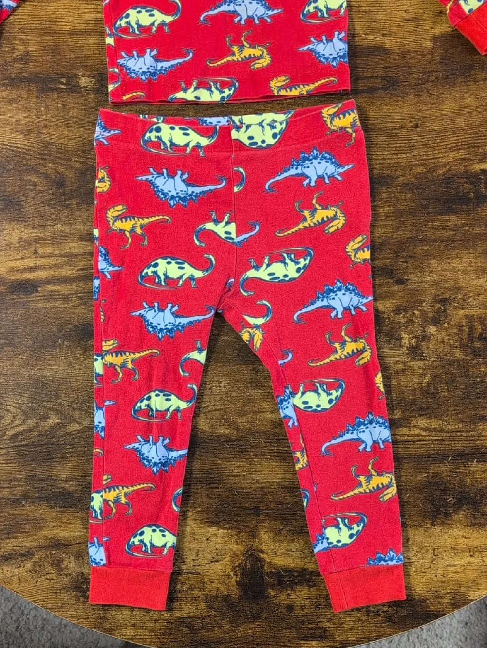 🩵3/$20🩵 Toddler 3T Joe Fresh Red Dino Pjs Pajama Sleepwear Boys Dinosaur 2 Pc - Picture 3 of 5